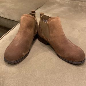 Rockport steel toe booties